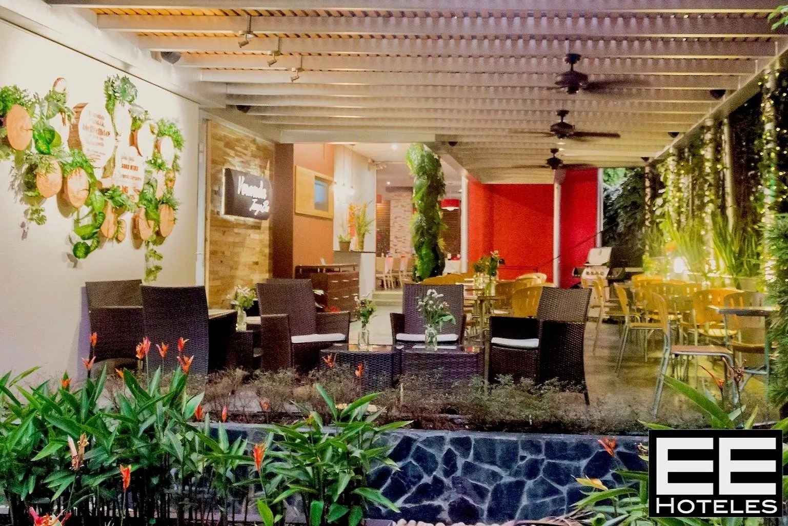 Novelty Suites Hotel Μεντεγίν