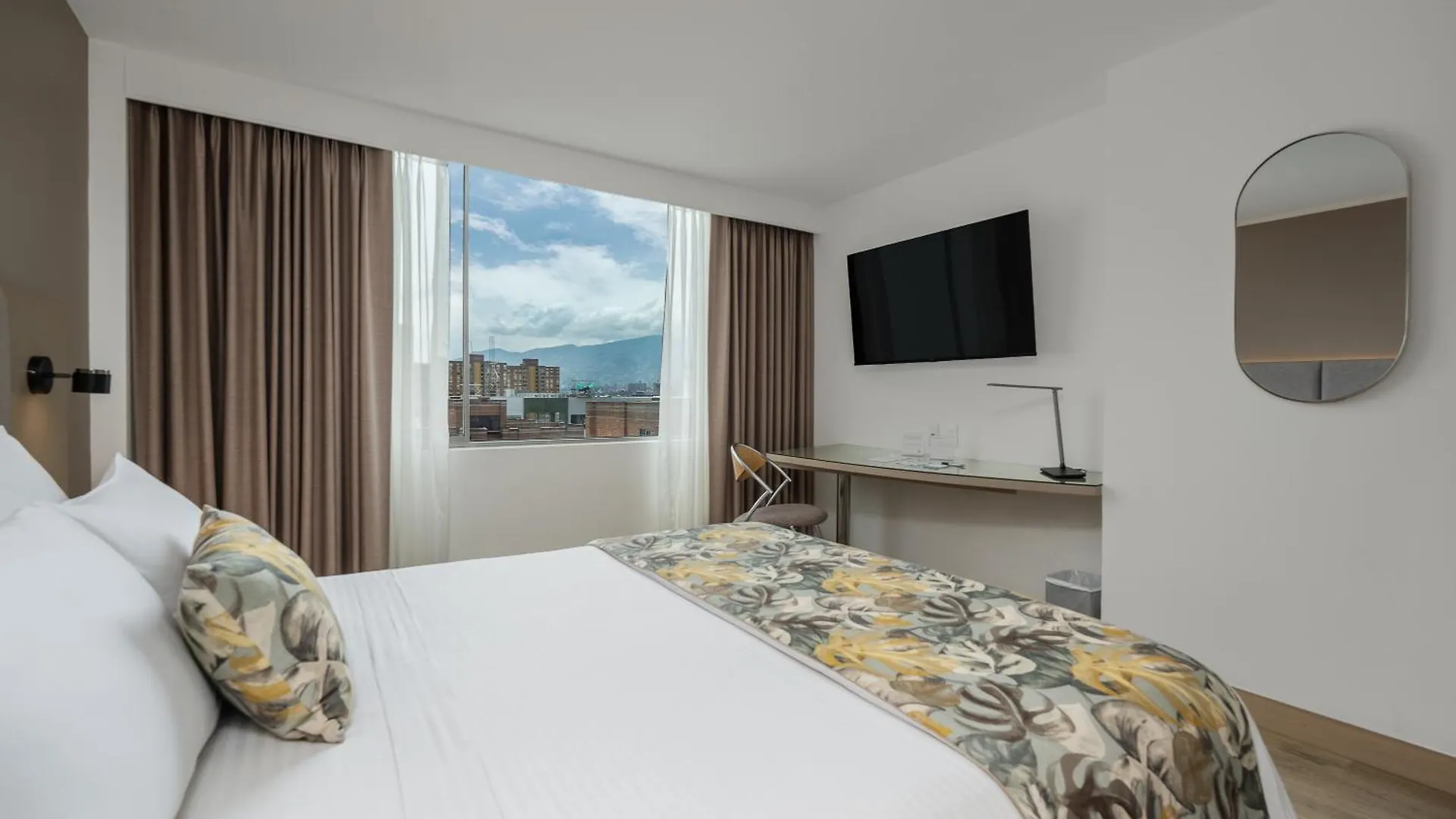 Novelty Suites Hotel Medellin