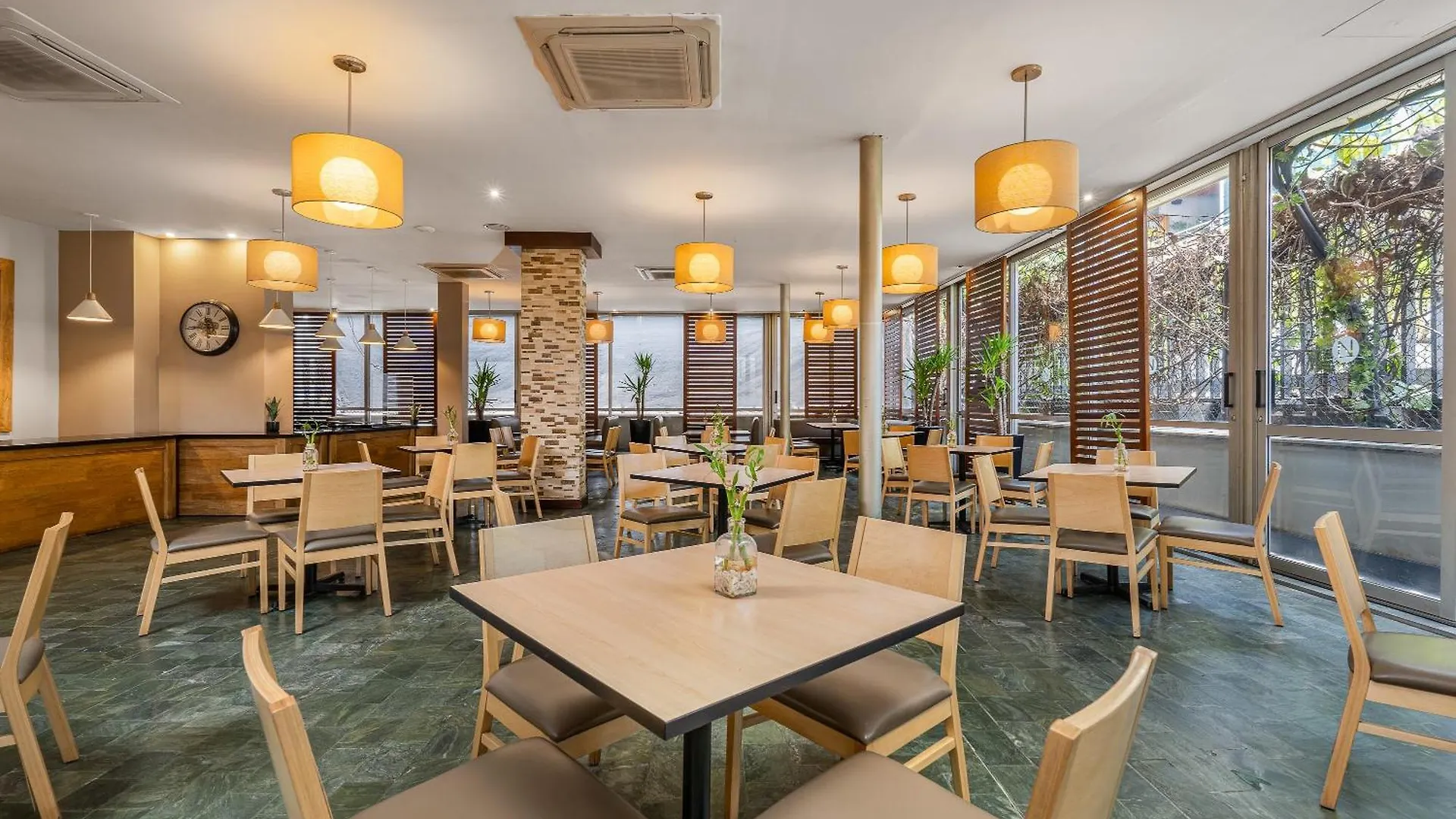 Novelty Suites Hotel Μεντεγίν