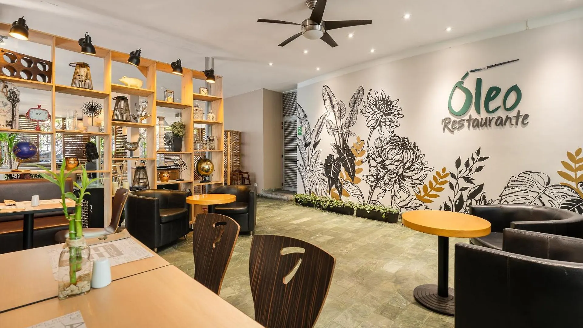 Novelty Suites Hotel Μεντεγίν 4*,