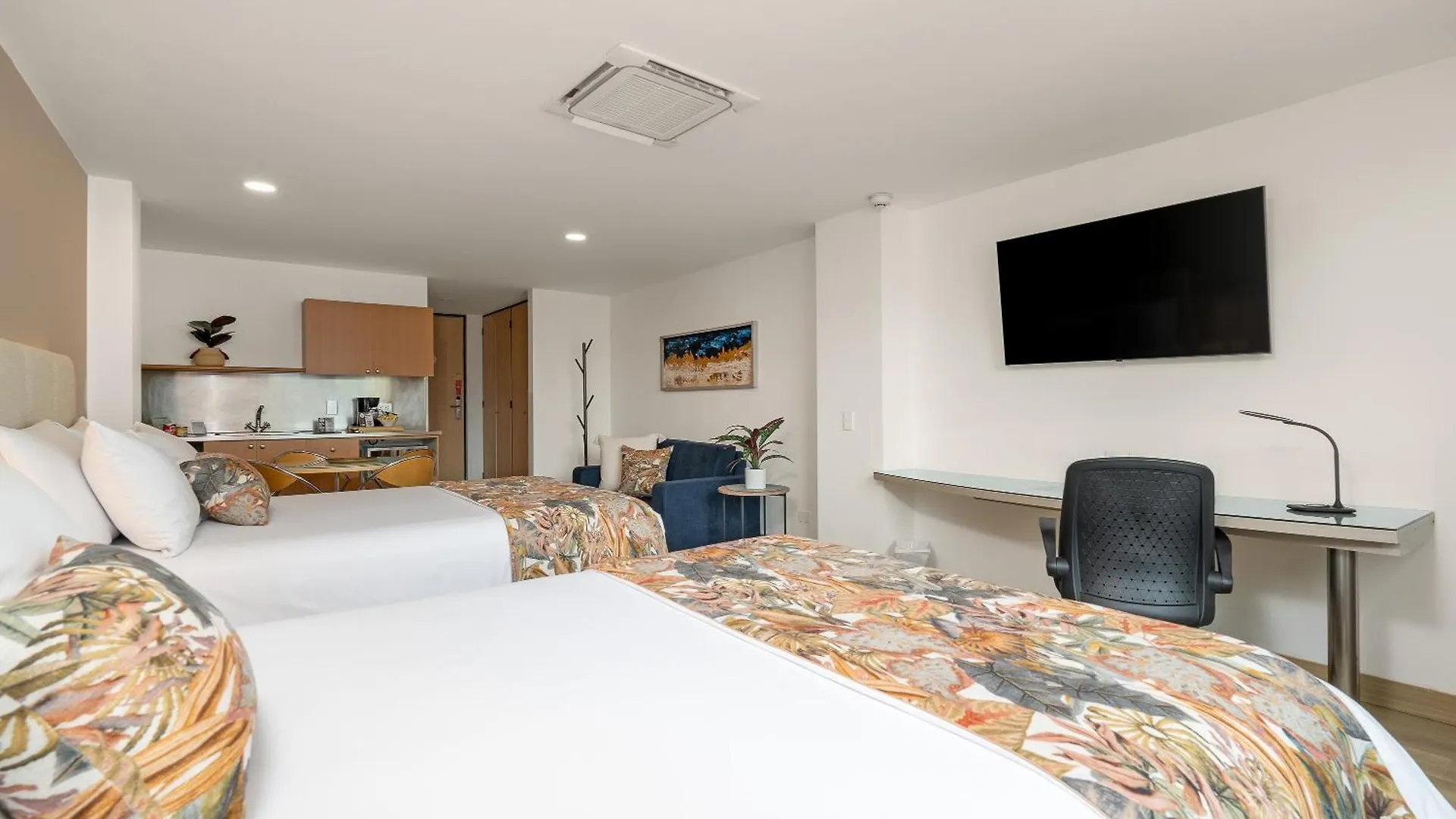 Novelty Suites Hotel Μεντεγίν