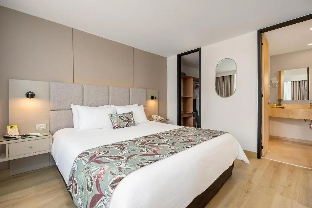 Novelty Suites Hotel Μεντεγίν 4*,  Κολομβία