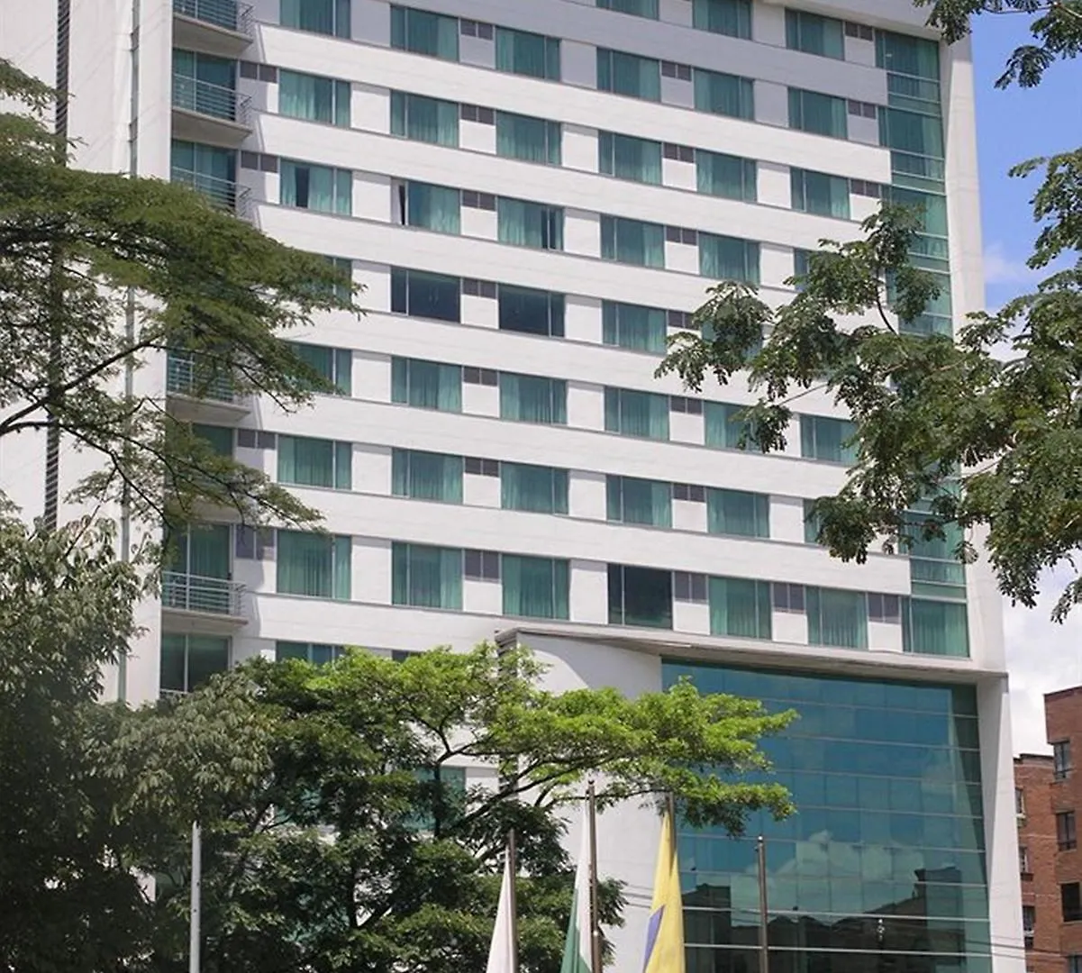 Novelty Suites Hotel Μεντεγίν 4*,